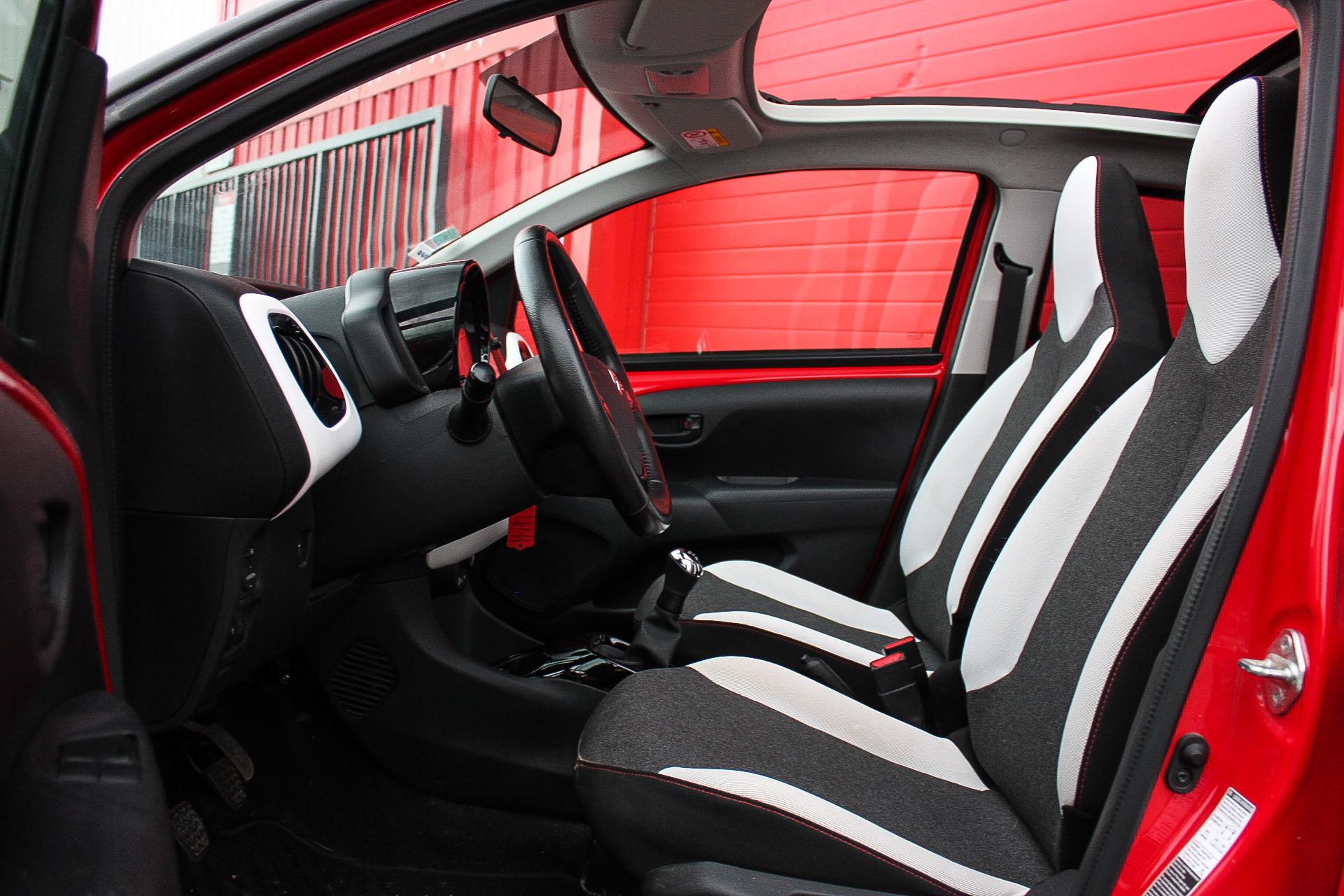 SITBON AUTOMOBILES CITROEN C1 II 1 0 AIRSCAPE VTI 72 URBAN RIDE 5P sitbon-automobiles-citroen-c1-ii-1-0-airscape-vti-72-urban-ride-5p